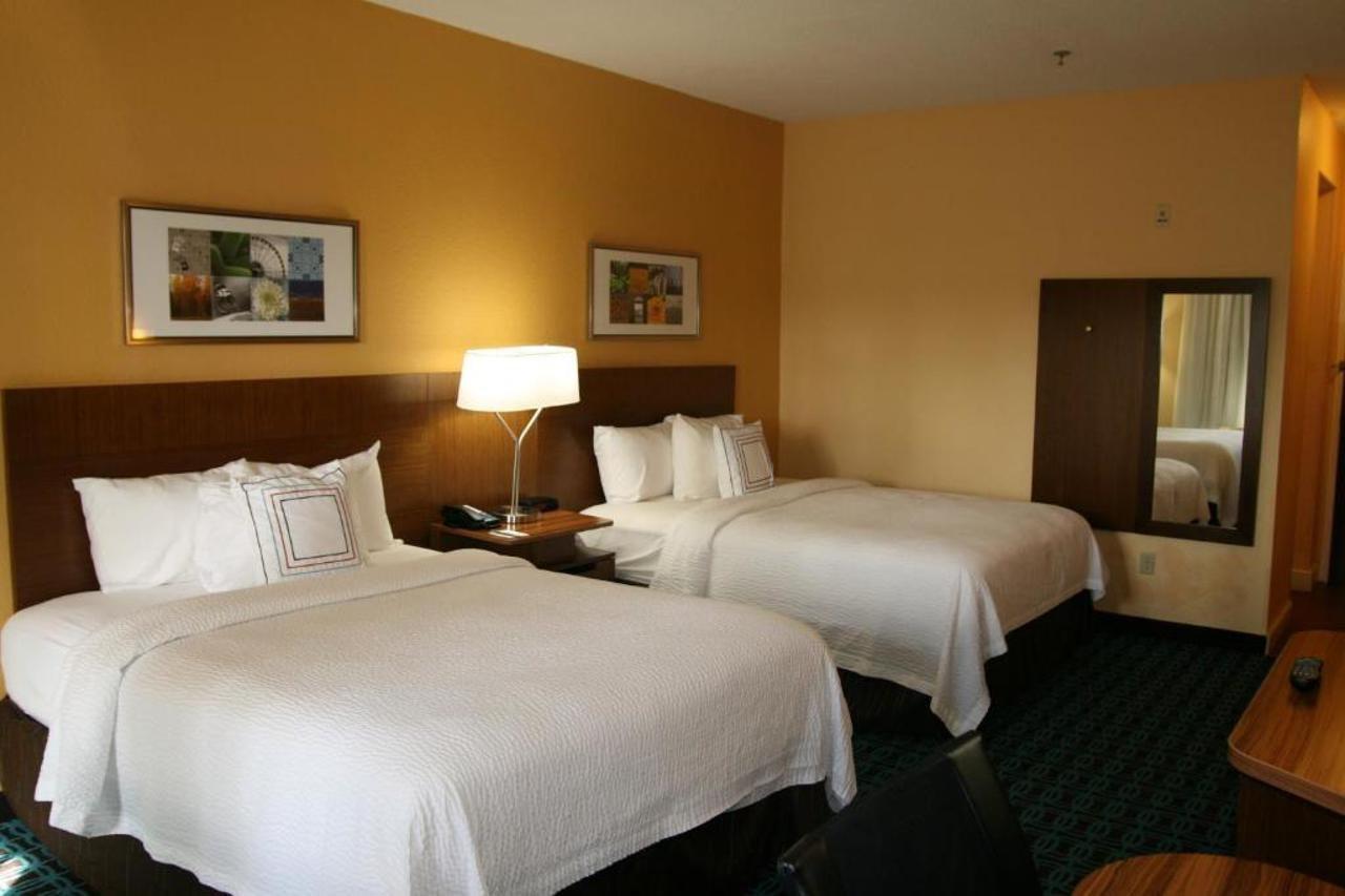 Fairfield Inn & Suites Hilton Head Island Блъфтън Екстериор снимка