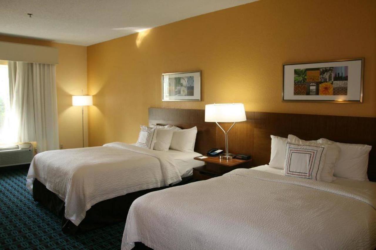 Fairfield Inn & Suites Hilton Head Island Блъфтън Екстериор снимка